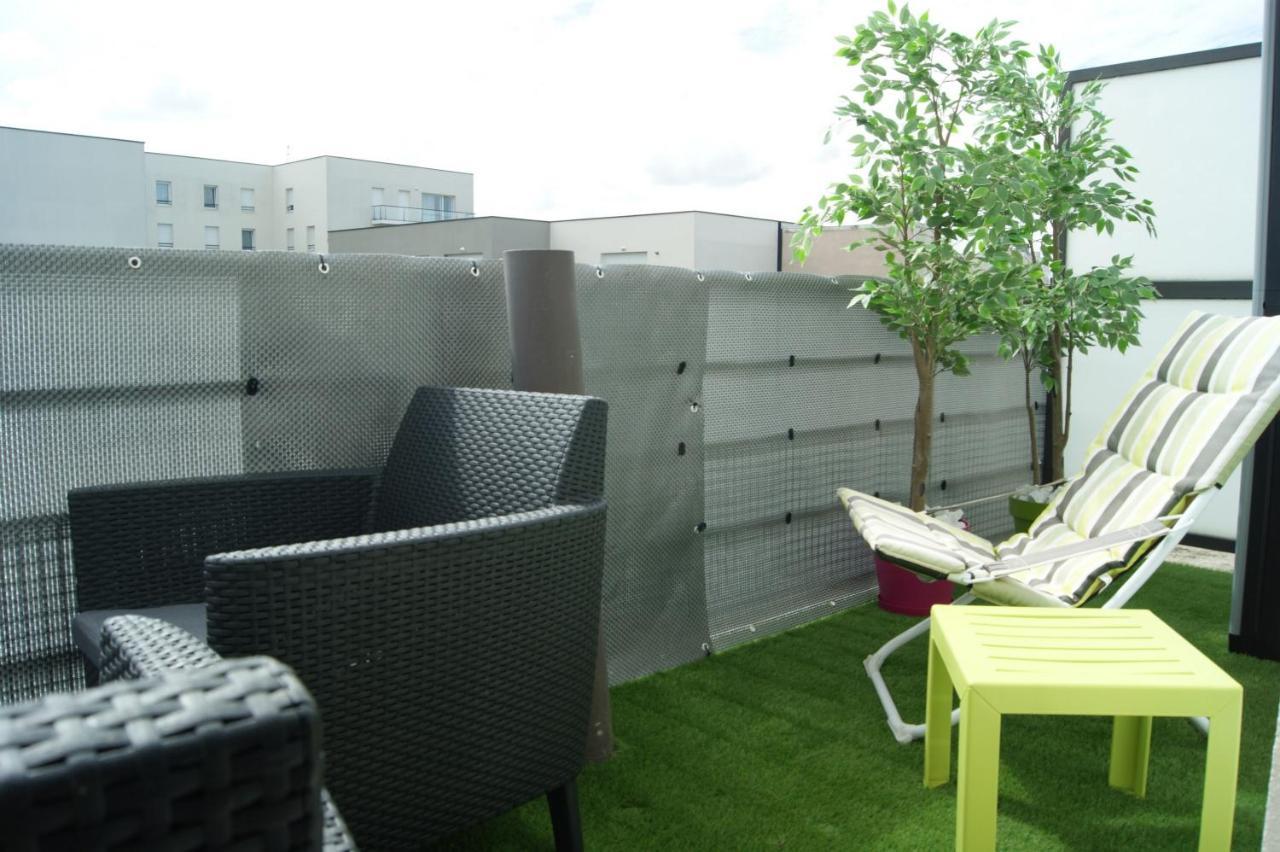 Apartamento Victoria-T2-41m2-Balcon, wifi, linge, produits, ménage inclus Reims Exterior foto